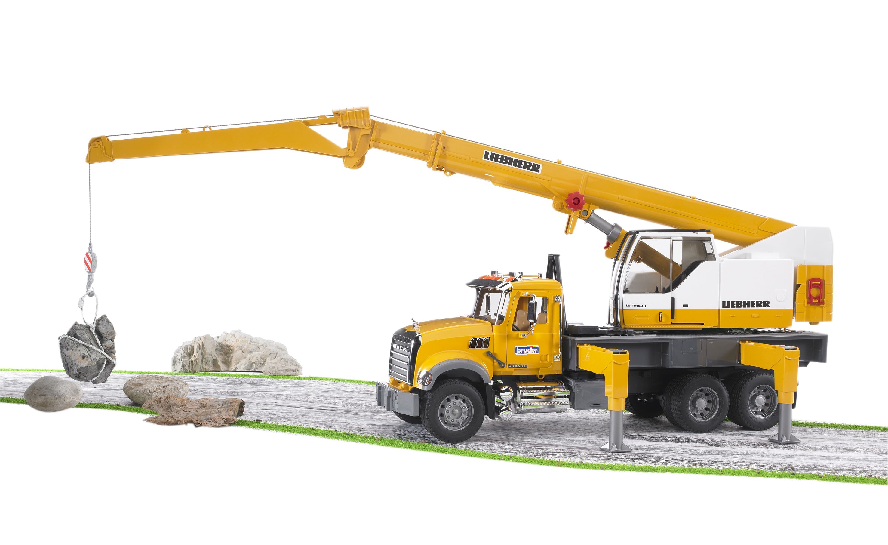 Bruder MACK Granite Liebherr Kran-LKW